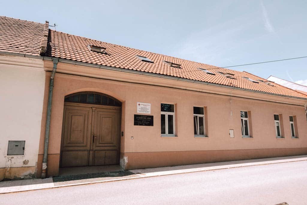 Dom Charitas sv. Damiána de Veuster